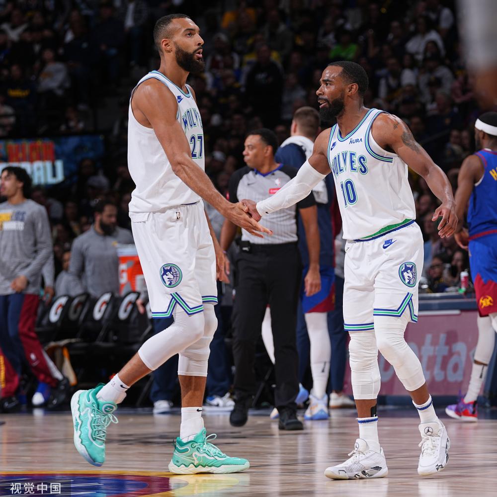 维克托感到 维克托感到