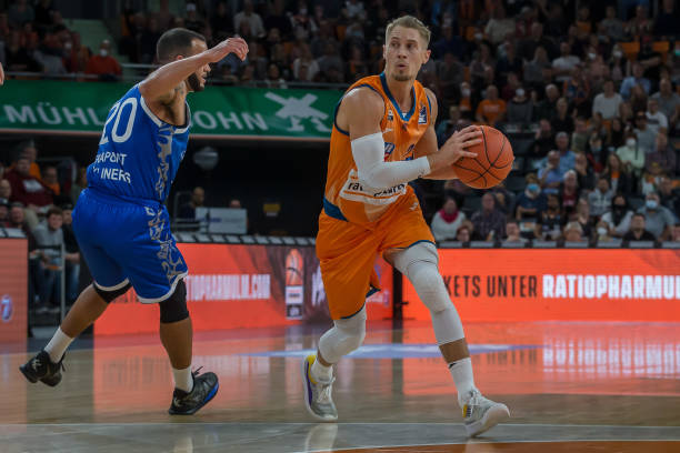 多个篮球时 多个篮球时