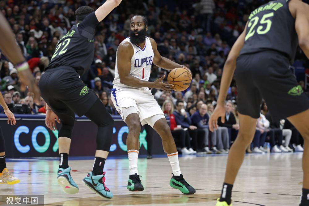 在当今足坛 在当今足坛