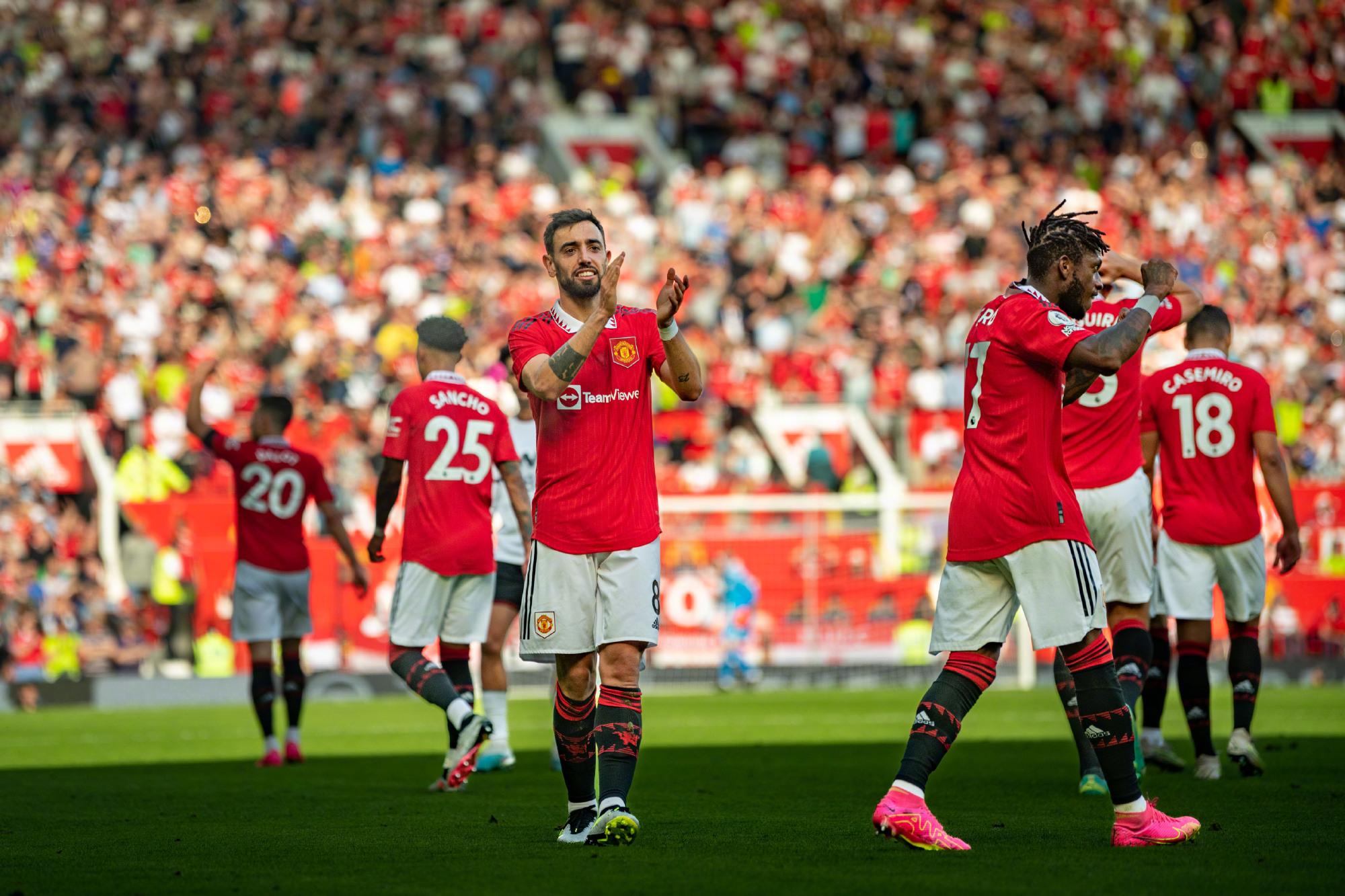 边路传中与 边路传中与