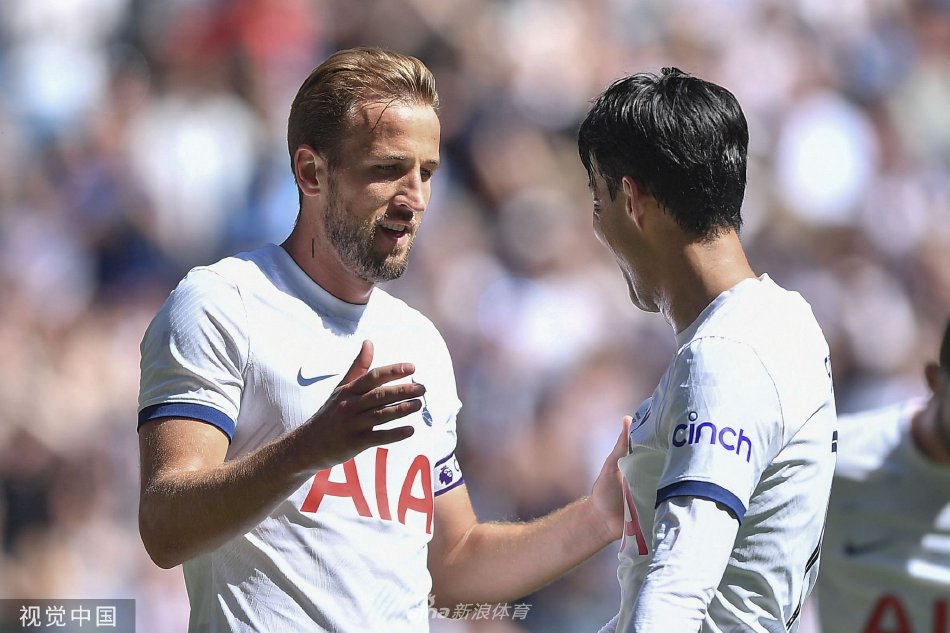 管理层与裁 管理层与裁